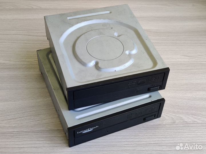 Привод Dvd-rw SATA черный