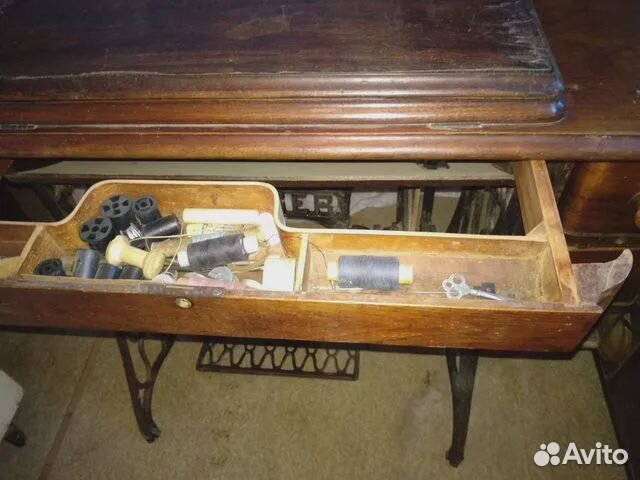 Швейная машинка Singer