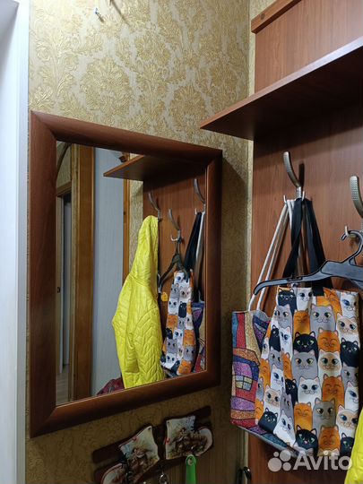 Зеркало в рамке