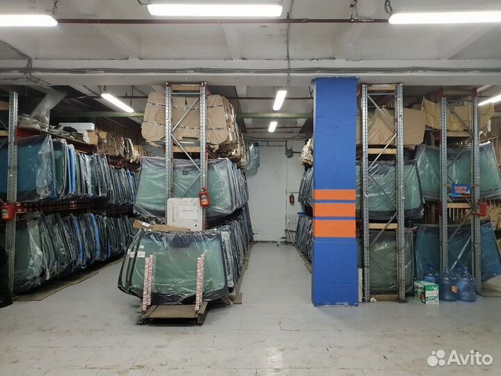 Заднее стекло Ниссан Альмера G15