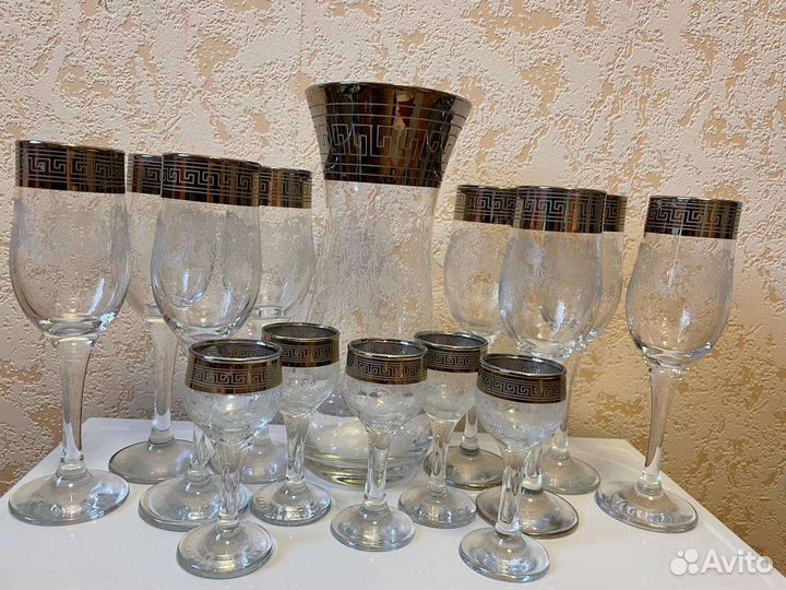 Бокалы для шампанского