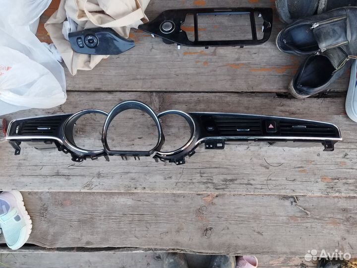 Накладка торпеды Kia Ceed JD рестайлинг