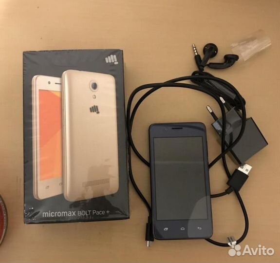 Смартфон Micromax Q402