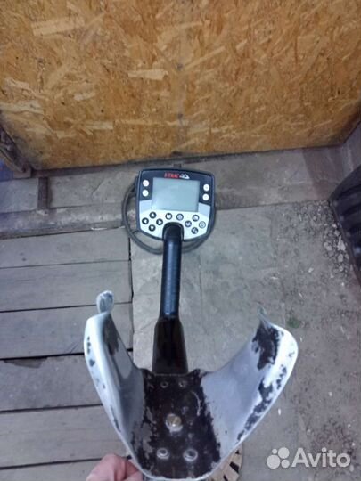 Металлоискатель minelab E-trac