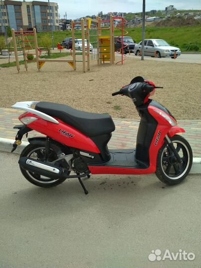 Продам скутер Liphan