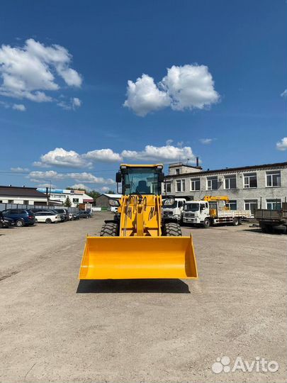 Фронтальный погрузчик ZVEZDA ZL32, 2023