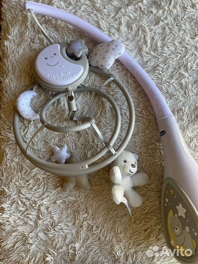 Мобиль на кроватку chicco