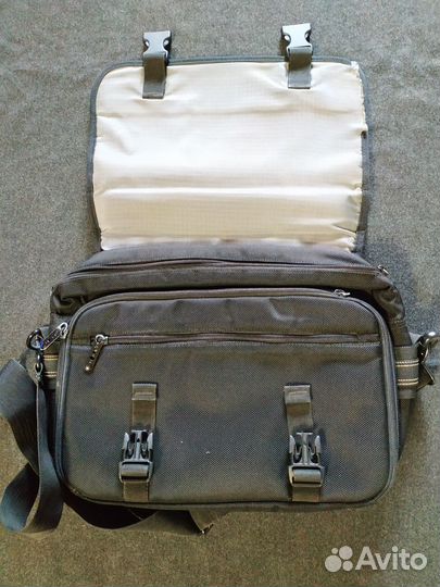 Мужская сумка через плечо