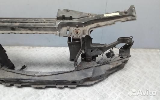 Передняя панель крепления облицовки (телевизор) BMW X5 E53 (4GM19G201)