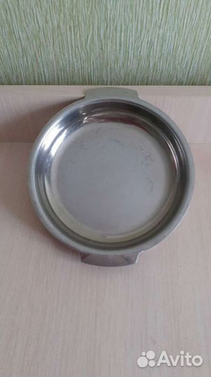 Тарелки из нержавейки плоские глубокие