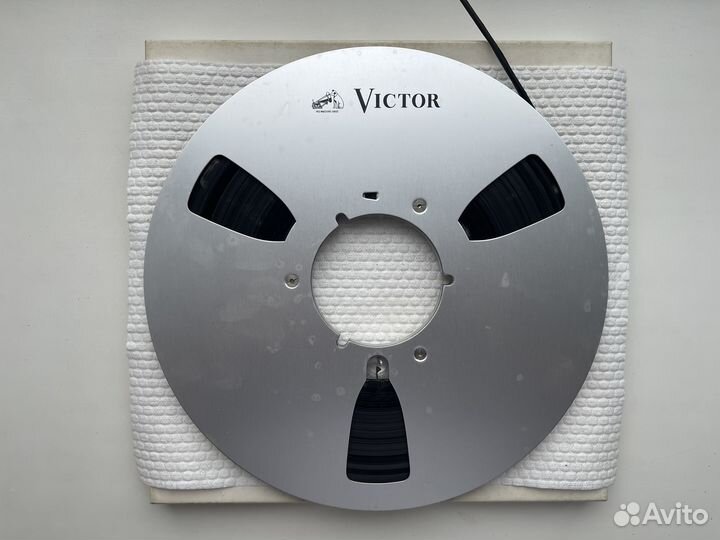 Катушка для магнитной ленты Victor 10