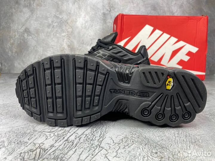 Кроссовки nike air max tn plus зимние 41 размер