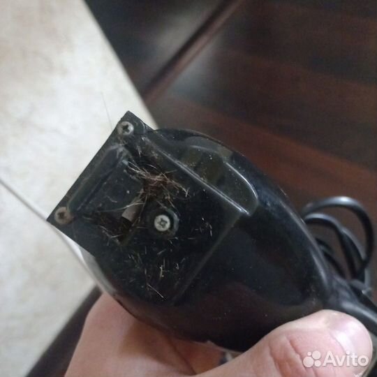 Машинка для стрижки волос