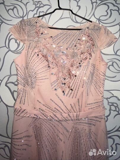 Платье на торжество