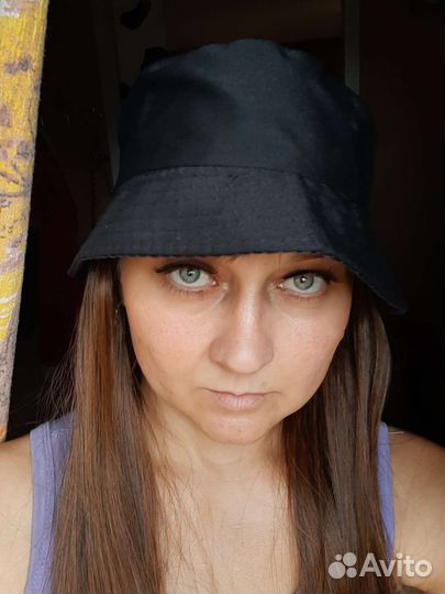 Панама с искусственными волосами