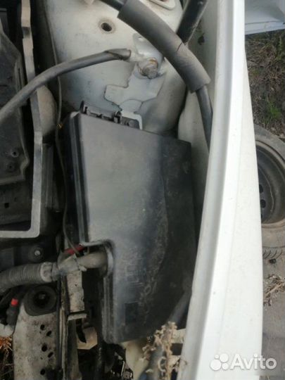 Блок предохранителей Volvo S40 2 1.6 B4164S3 2012