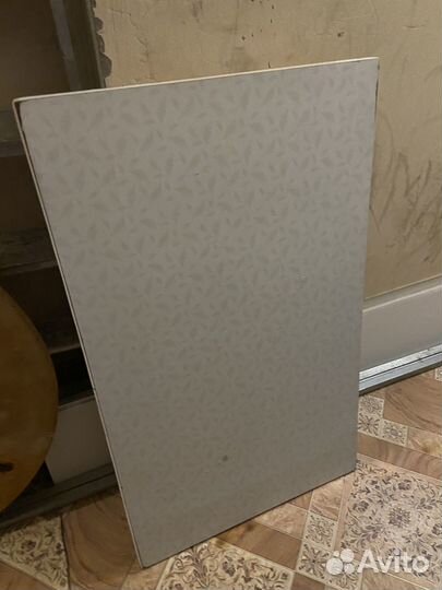 Журнальный столик