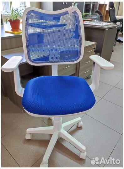 Детское кресло