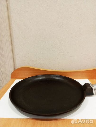 Сковорода блинная чугунная