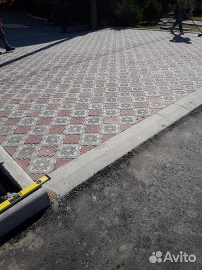 Благоустройство территории