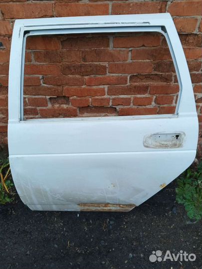 Дверь левая