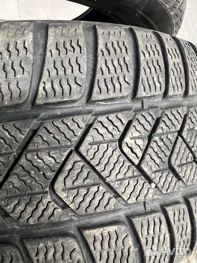 Pirelli Winter Sottozero 3 225/45 R18 95V