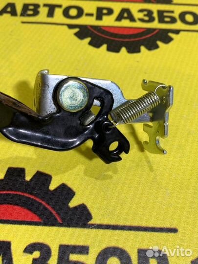 Ручка открывания бензобака Kia Rio 3 QB G4FC 2015