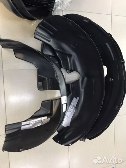 Подкрылки Geely Monjaro