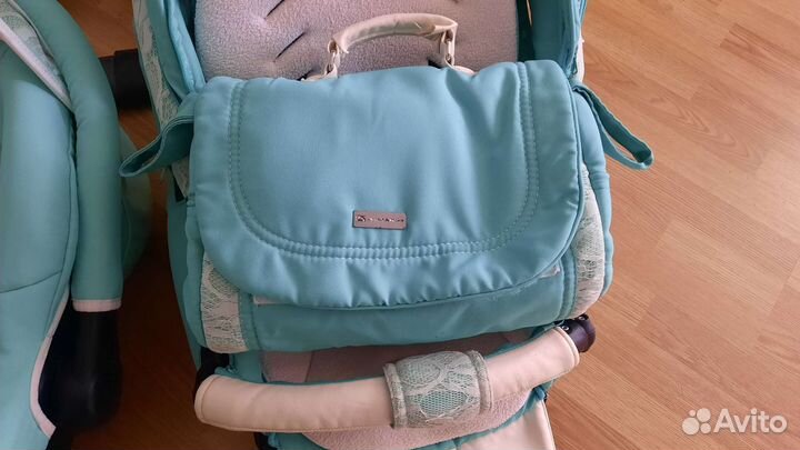 Детская коляска 3 в 1