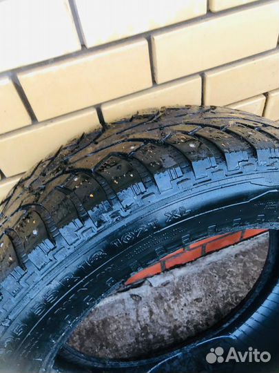 Nokian Tyres Hakkapeliitta 5 225/55 R18 102
