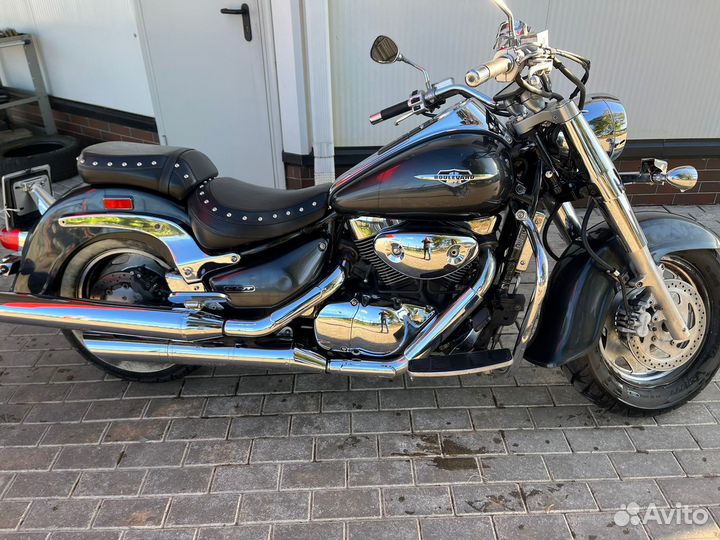 Suzuki Boulevard C90