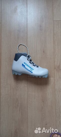 Лыжные ботинки 37 размер
