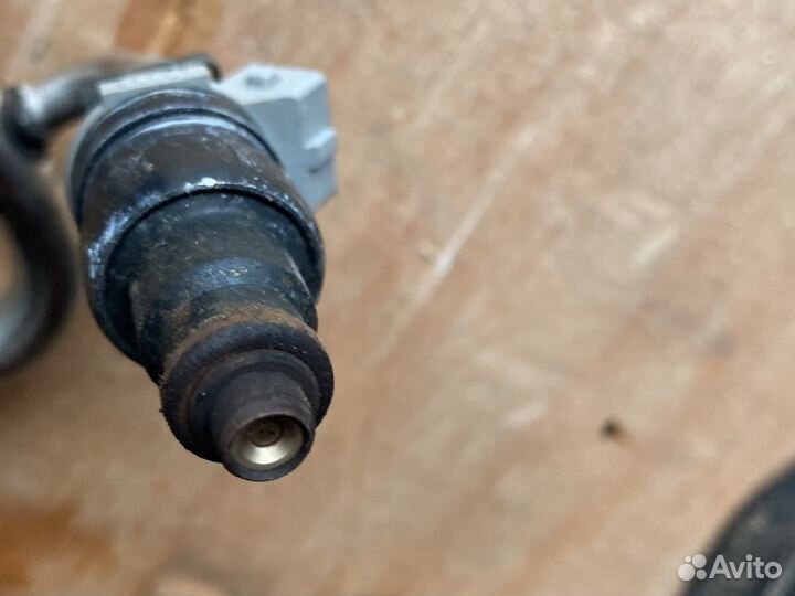 Топливная рампа Ауди a6, a4 2.6