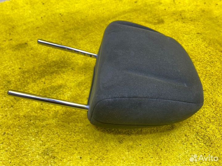 Подголовник задний Toyota Alphard/Vellfire