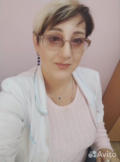 Администратор, медсестра