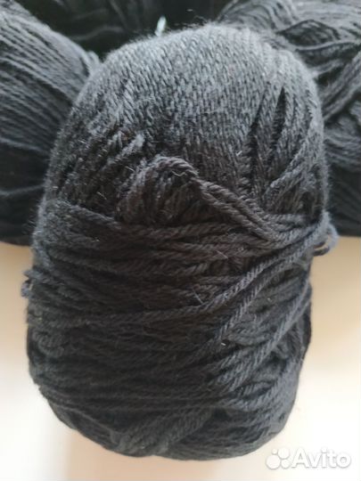 Нитки для вязания черные 500 г
