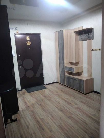 3-к. квартира, 80 м², 1/17 эт.