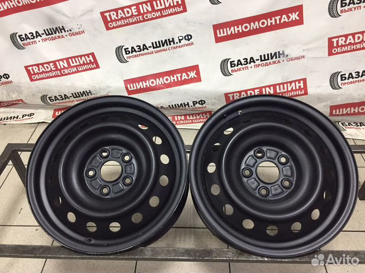R16/5x114.3 et 45 (dia 60.1) Toyota ориг. 2шт