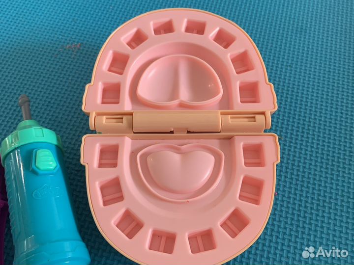 Набор стоматолог play-doh