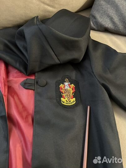 Мантия, галстук, палочка Гарри Потера