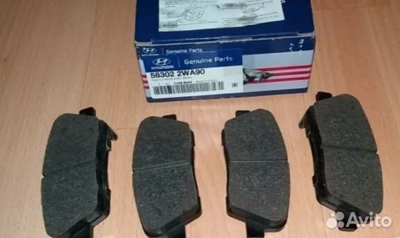 Тормозные колодки передние на Hyundai Solaris Хенд