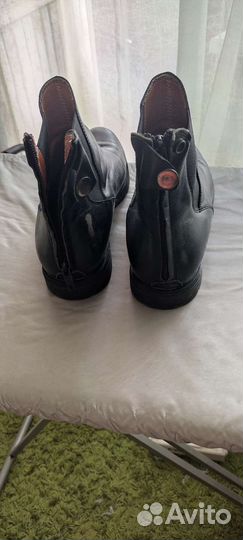 Ботинки и краги для верховой езды