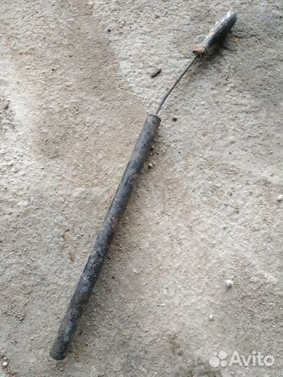 Немецкий старинный велосипед. Насос с армейского в