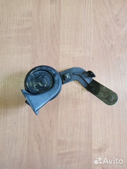 Сигнал звуковой (клаксон) Volkswagen Passat B5