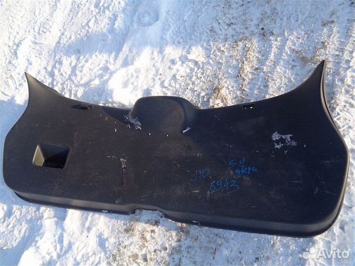 Обшивка двери багажника Nissan Qashqai J10 2008