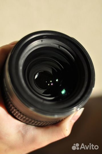 Объектив Nikon 28-70mm f2.8