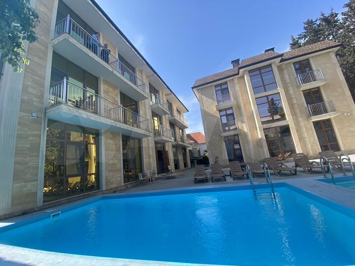 Гостиница, 950 м²