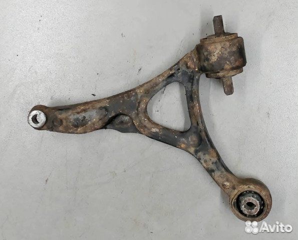Рычаг нижний передний правый левый Volvo XC90 1