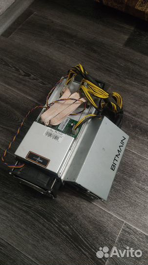 Bitmain Antminer s9