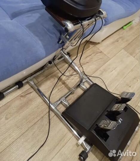 Thrustmaster t300 alcantara edition